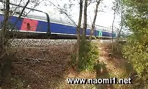काइली जॉन्सन सेक्सी बफ इंग्लिश मूवी