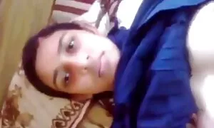 आइवी इंग्लिश मूवी वीडियो में सेक्सी आभा